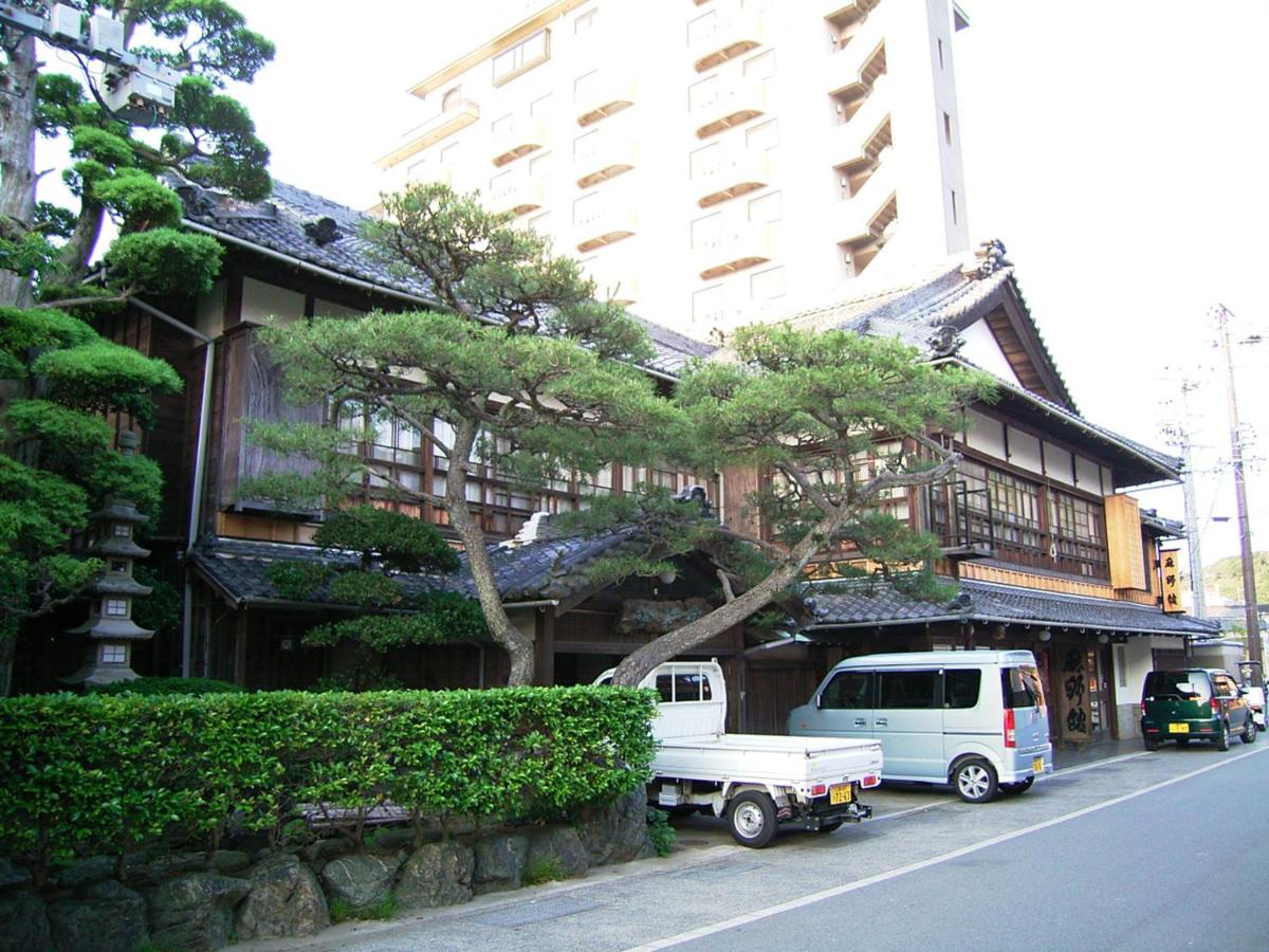 麻野館