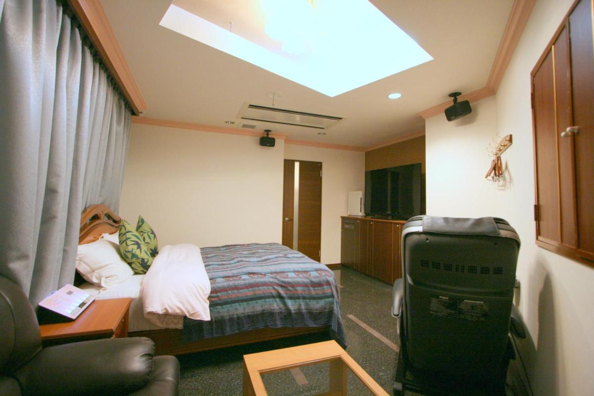 オーラ 小野店（大人専用）