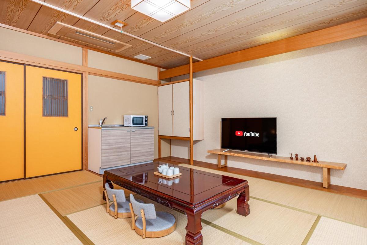 あざみ庵 302