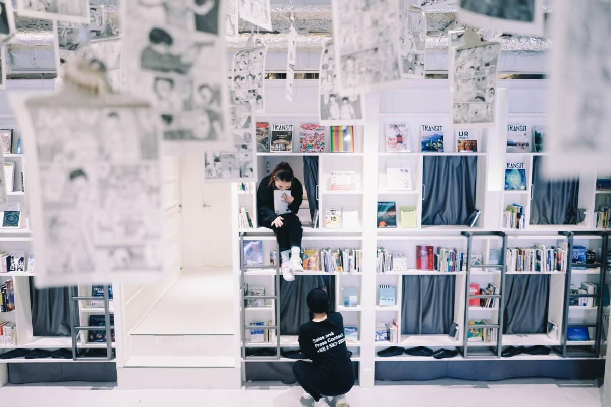 「泊まれる本屋」BOOK AND BED TOKYO 心斎橋