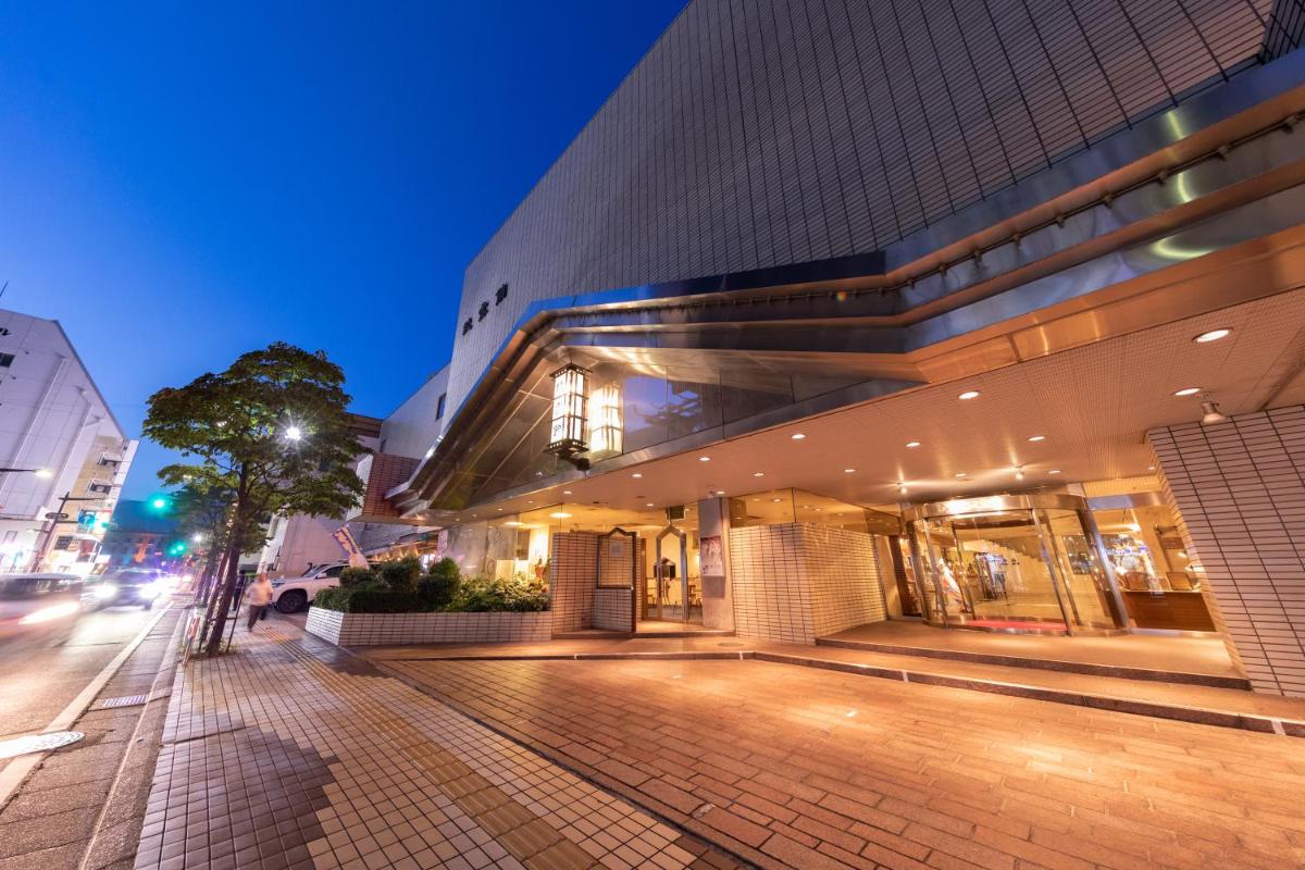 ホテル談露館