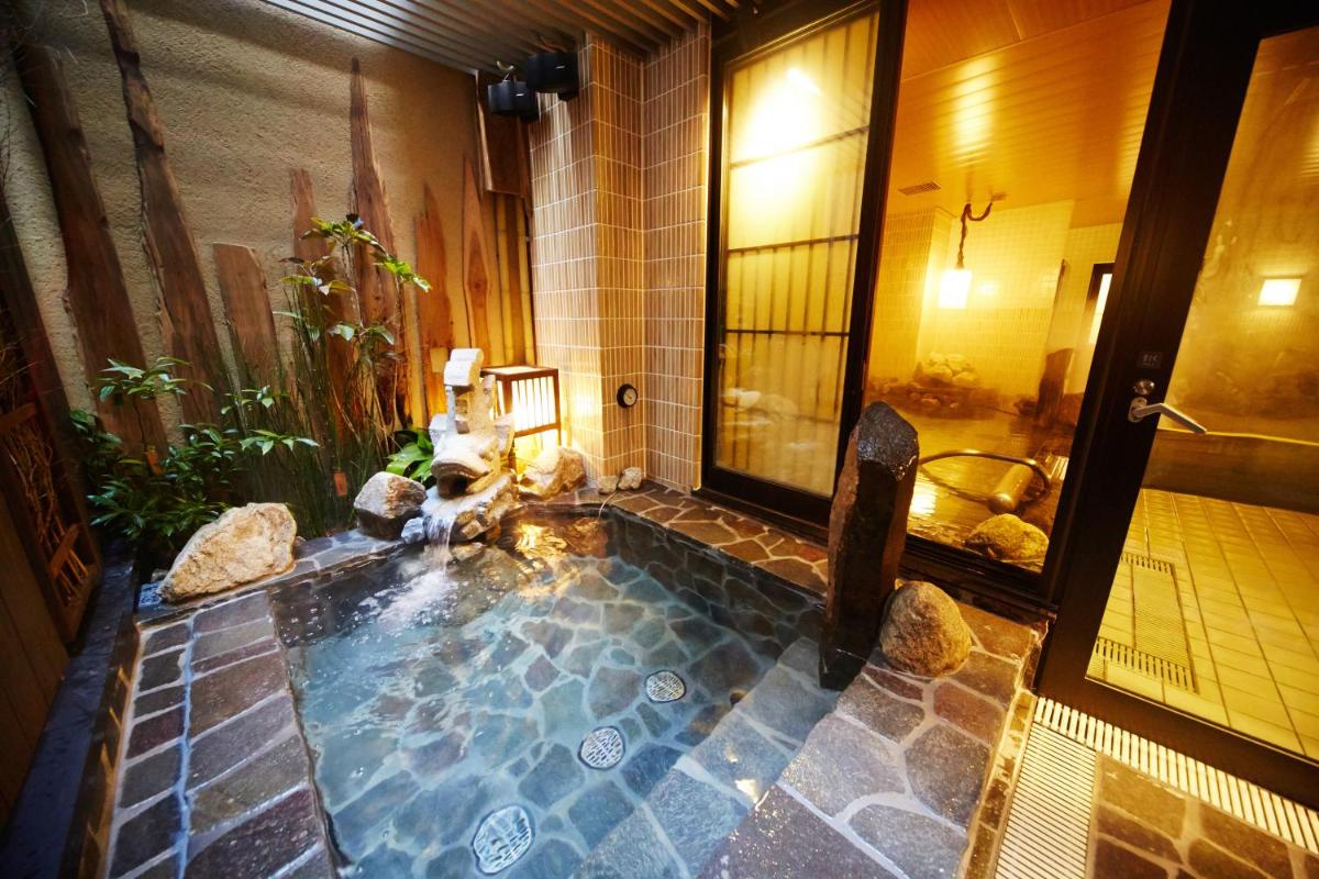 ドーミーインＰＲＥＭＩＵＭ名古屋栄