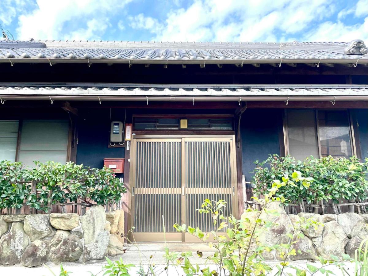 ギャラリー宿　INNAHOUSE ANDAGALLERY