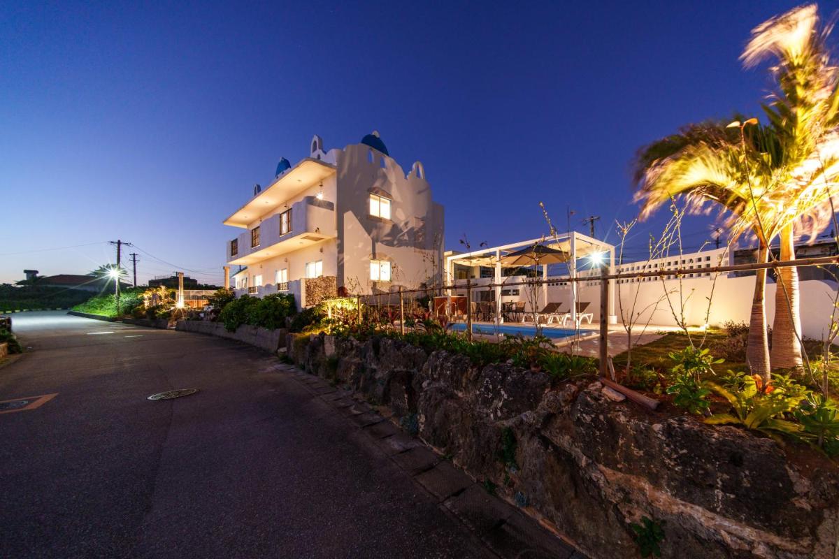 Crystal Villa ikema