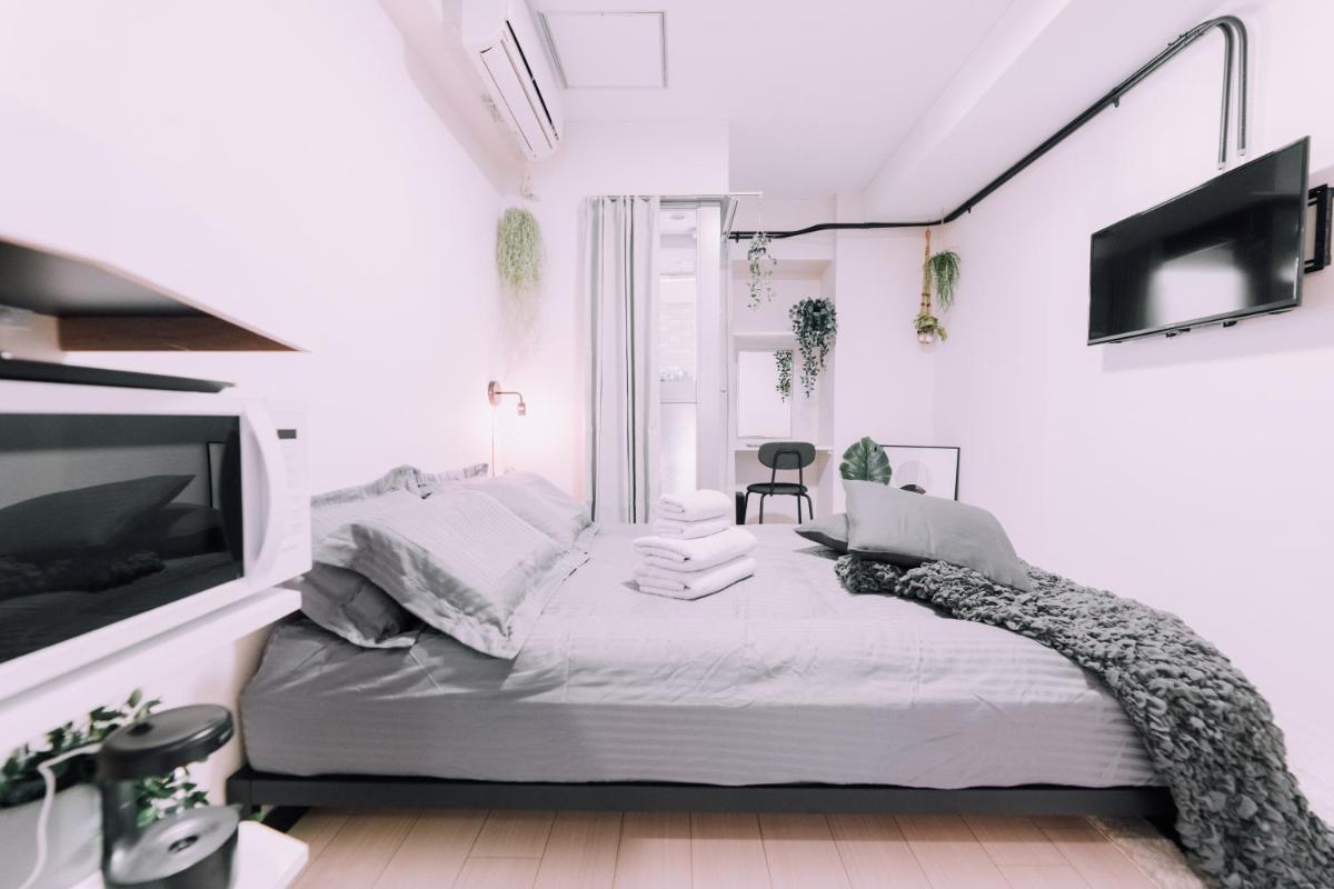 Minimalist Loft Namba Compact Studio with a 24-hour Gym MA901