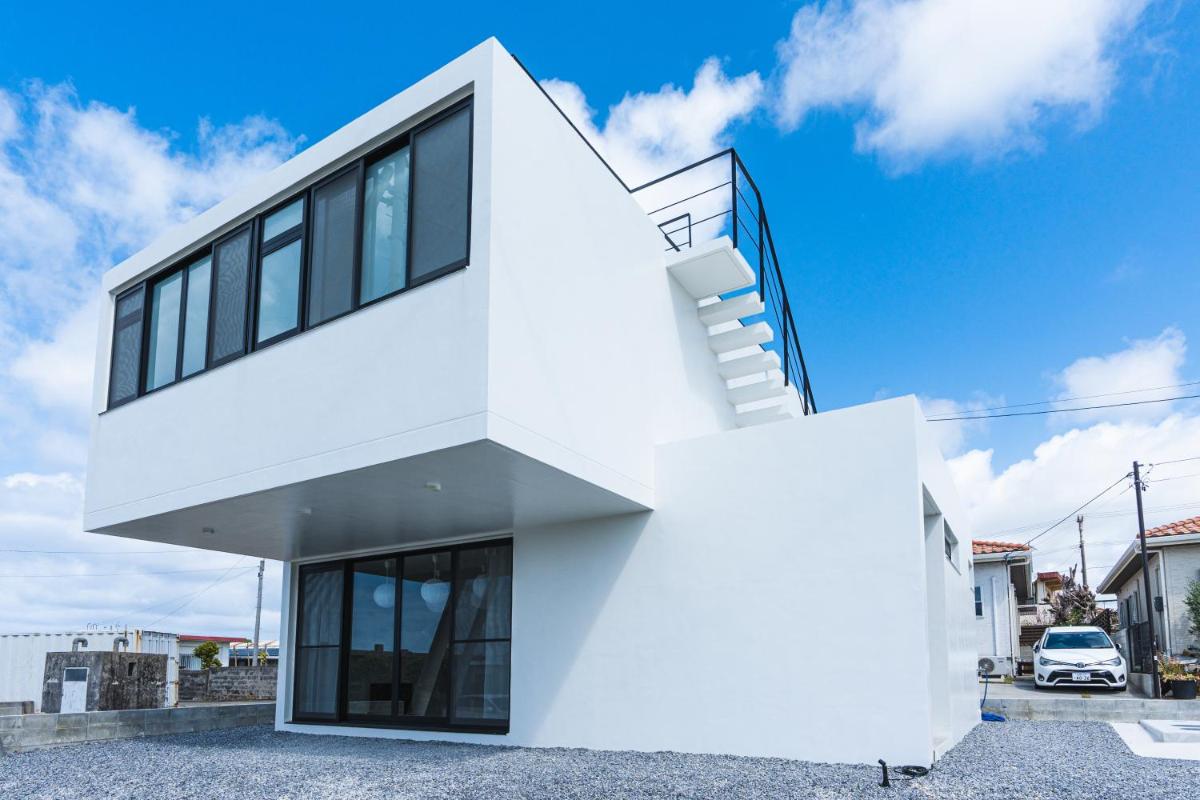 Nashiro White Cube