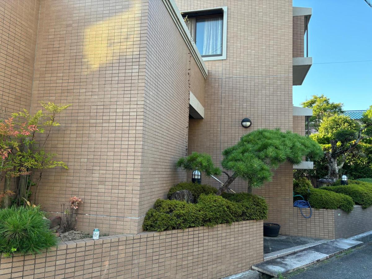 NOBU House 都会の喧騒から離れた隠れ家豪邸ステイ