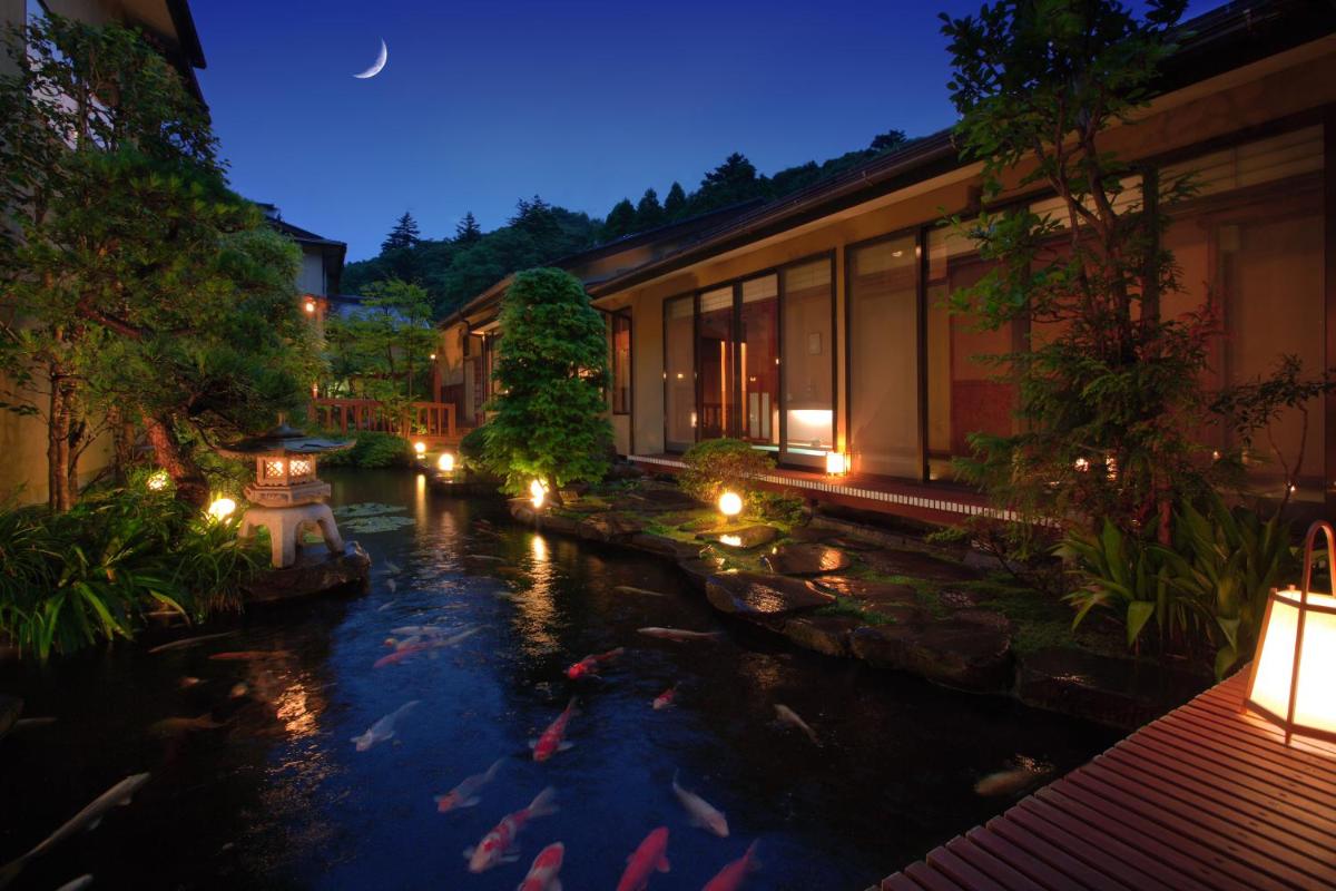 旬彩の宿　緑水亭