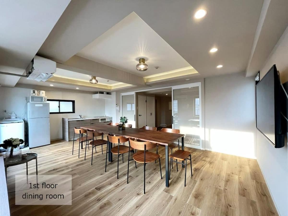bHOTEL M's lea - Spacious 2 level apartment 4BR for 16 PPL